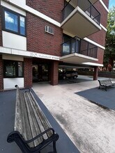 80 Pleasant St in Brookline, MA - Building Photo - Building Photo
