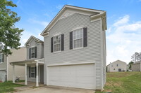 6013 Twin Brook Dr in Charlotte, NC - Foto de edificio - Building Photo