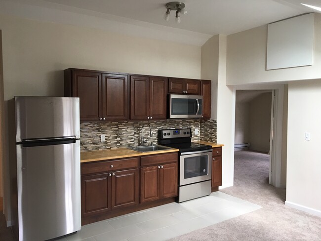975 Pine Ave, Unit #3 in Pittsburgh, PA - Building Photo - Building Photo
