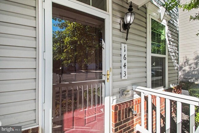 1643 Dorothy Ln in Woodbridge, VA - Building Photo - Building Photo