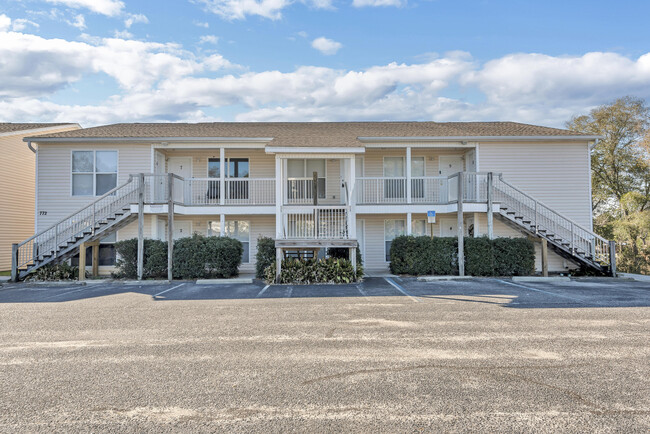 property at 772 Rockport Ct