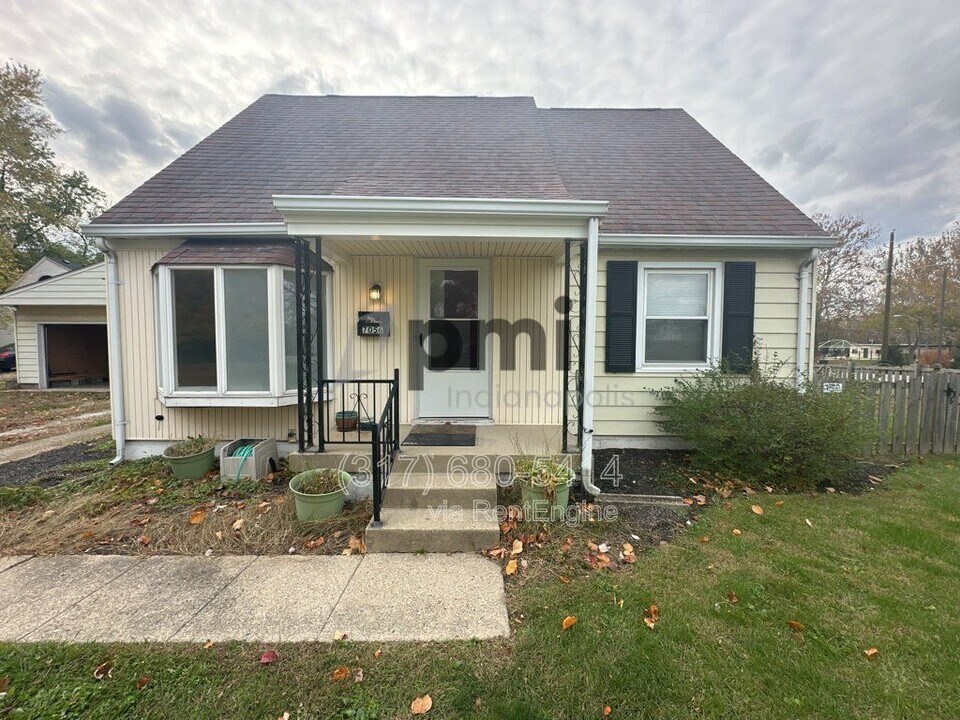 7056 Caroline Ave in Indianapolis, IN - Building Photo