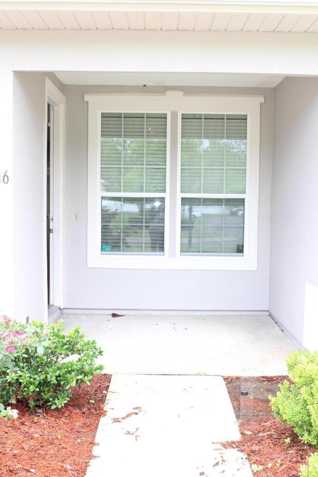 625 Oakleaf Plantation Pkwy in Orange Park, FL - Foto de edificio - Building Photo