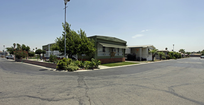 Stardust MHC in Colton, CA - Building Photo - Building Photo