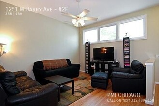 1251 W Barry Ave in Chicago, IL - Building Photo - Building Photo