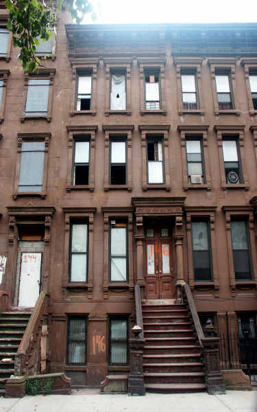 146 W 130th St in New York, NY - Foto de edificio