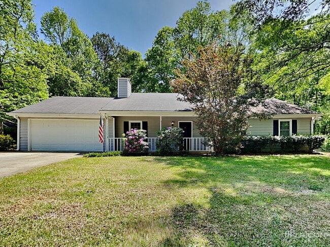 360 Christian Woods Dr in Conyers, GA - Building Photo - Building Photo