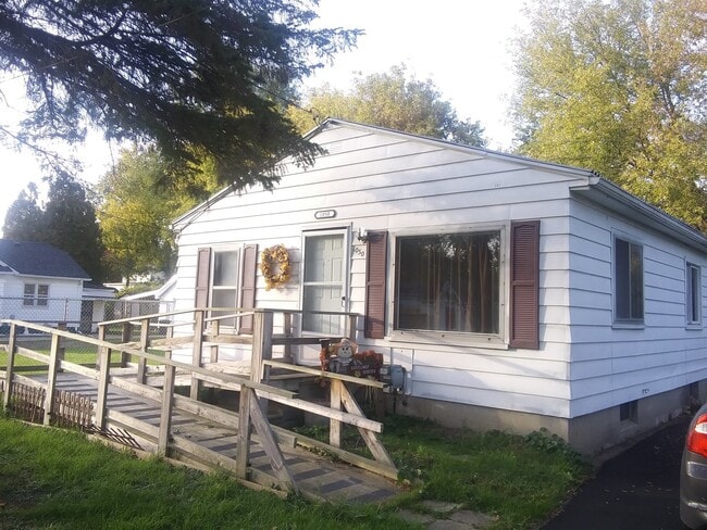 property at 1050 W McLean Ave