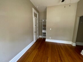 2664 Nebraska Ave, Unit 2F in St. Louis, MO - Foto de edificio - Building Photo