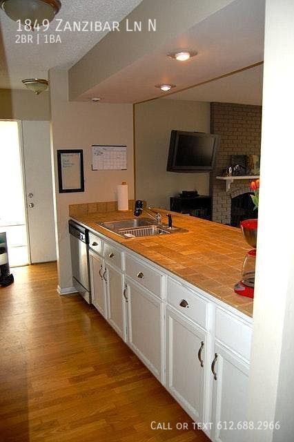 property at 1849 Zanzibar Ln N