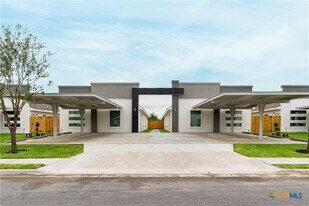 1707 Angelina Dr in San Juan, TX - Building Photo