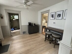 807 N Magnolia Ave in Lansing, MI - Building Photo - Building Photo