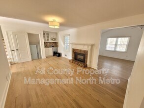 180 Crestwood Ct in Alpharetta, GA - Building Photo - Building Photo