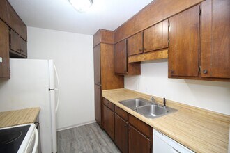 4964 W Spencer Field Rd-Unit -#1 in Pace, FL - Building Photo - Building Photo