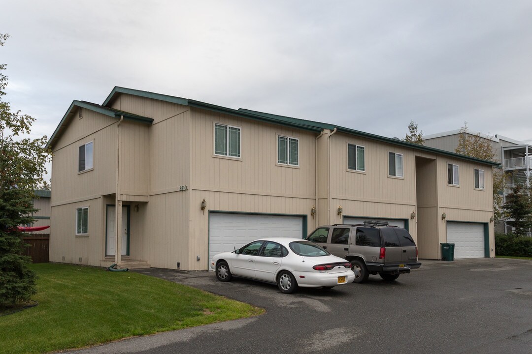 3510 E 42nd Ave in Anchorage, AK - Building Photo