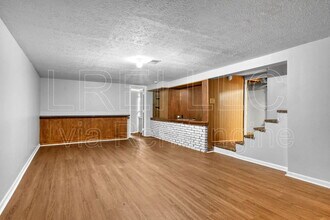 1111 Fenley Ave in Louisville, KY - Building Photo - Building Photo