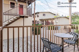 323 Hawthorne Ave in Palo Alto, CA - Building Photo - Building Photo