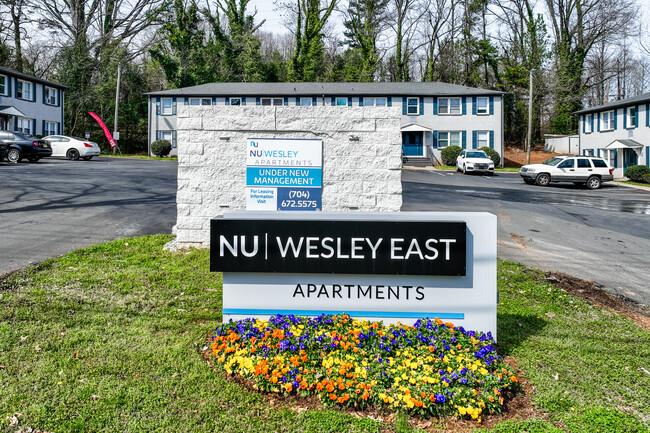 Nu Wesley East in Charlotte, NC - Building Photo - Building Photo