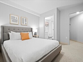 615 First Ave-Unit -ID1014459P in Pittsburgh, PA - Building Photo - Building Photo