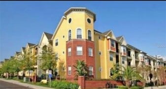 2010 E Palm Ave in Tampa, FL - Building Photo