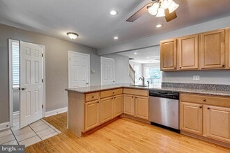 1663 Hart Ct in Crofton, MD - Building Photo - Building Photo