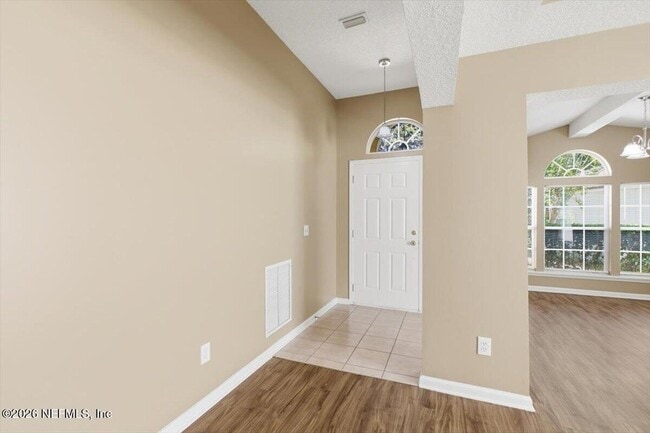 708 Sharon Ct in Fruit Cove, FL - Foto de edificio - Building Photo