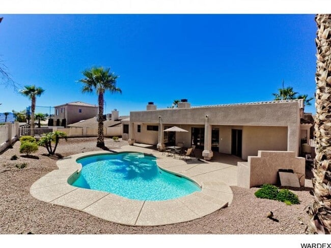 property at 820 Paseo Granada
