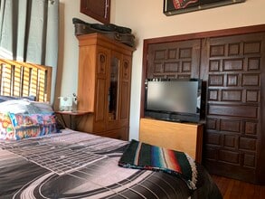 905 Prospect Ave, Unit B in Austin, TX - Building Photo - Building Photo