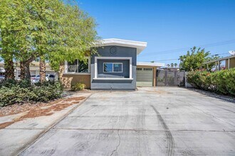 73400 Algonquin Pl in Thousand Palms, CA - Building Photo - Building Photo