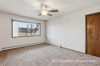 733 Dakota Dr in Rapid City, SD - Building Photo - Building Photo