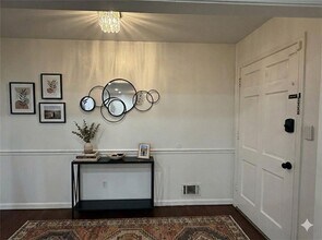 1438 Oak Forest Ct NE in Atlanta, GA - Building Photo - Building Photo