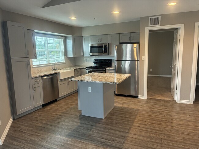 Cobble Creek in Tomball, TX - Building Photo - Building Photo