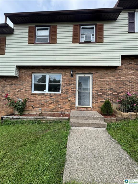 property at 2617 Arch St SW