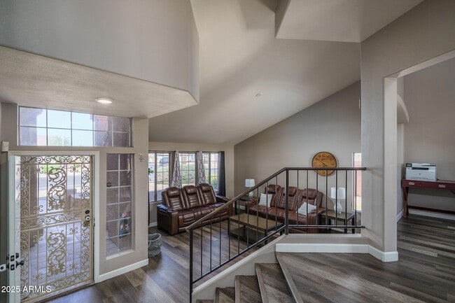 6615 N 89th Ave in Glendale, AZ - Foto de edificio - Building Photo