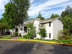 Markland Woods in Mountlake Terrace, WA - Building Photo - Building Photo