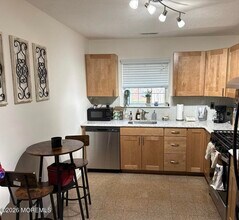 180 Tulip Ln in Freehold, NJ - Building Photo - Building Photo