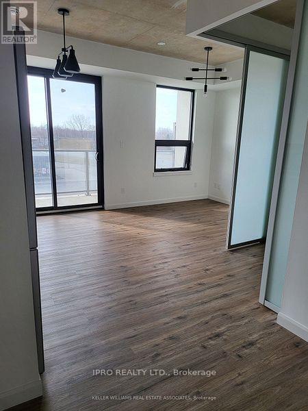 7-307 Erie Ave in Brantford, ON - Building Photo