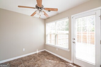 3034 Broadleaf Trail Rd in Fairburn, GA - Building Photo - Building Photo