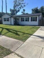 1610 14th St in Lake Charles, LA - Building Photo