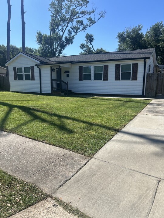 1610 14th St in Lake Charles, LA - Building Photo
