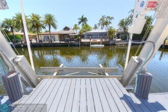 2228 SE 10th St in Pompano Beach, FL - Building Photo - Building Photo