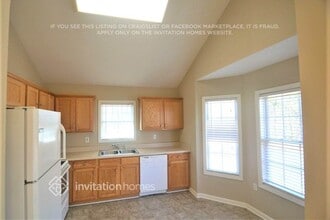 9455 Pebble Creek Ct in Villa Rica, GA - Foto de edificio - Building Photo