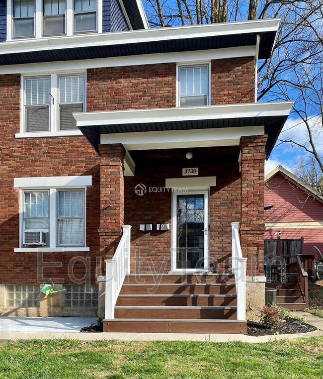 3738 Andrew Ave in Cincinnati, OH - Building Photo - Building Photo