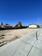 15484 5th St, Unit 15486 in Victorville, CA - Building Photo - Building Photo