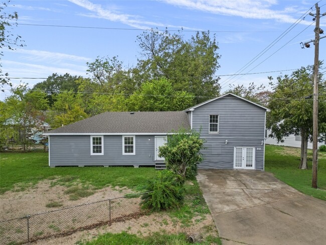 property at 99 Brownwood Dr