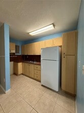 1525 NW 19th Terrace in Miami, FL - Building Photo - Building Photo