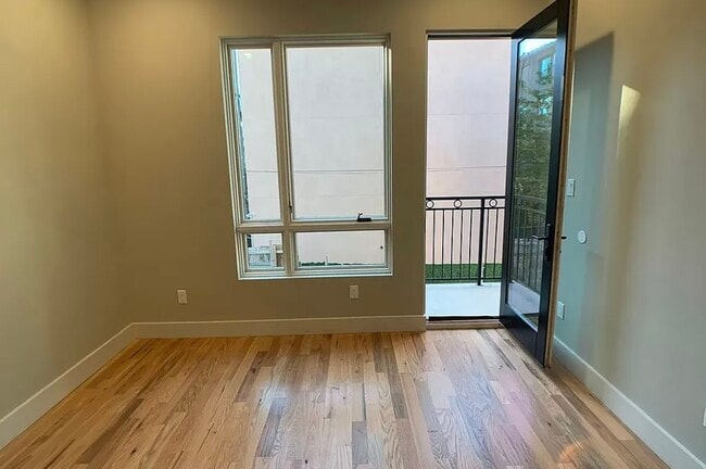 151 Stanhope St, Unit 2A in Brooklyn, NY - Foto de edificio - Building Photo