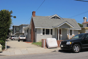 1917 Rockefeller Ln Apartments