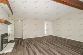 890 St Anthony Ln in Florissant, MO - Building Photo - Building Photo