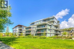 3162 Riverwalk Ave in Vancouver, BC - Building Photo